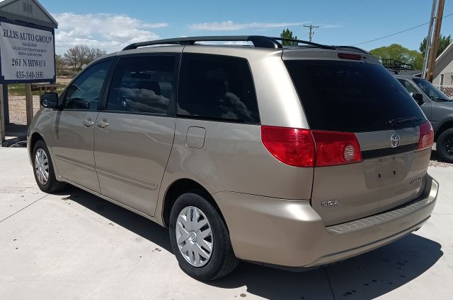 2007 SIENNA (27).jpg